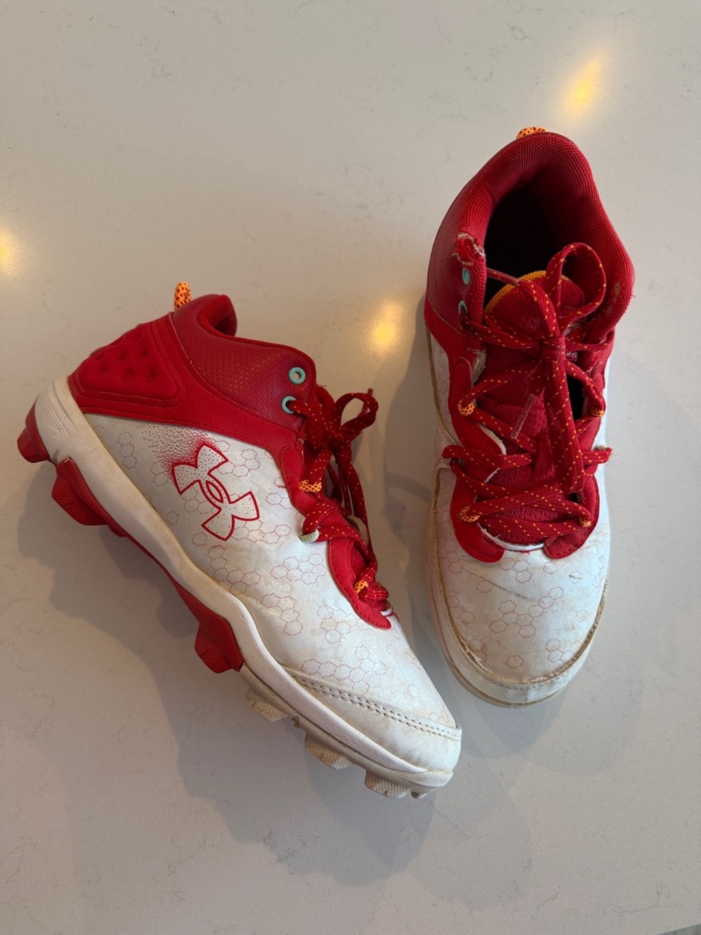 Under Armour Kids Red and White Athletic baseball Cleats